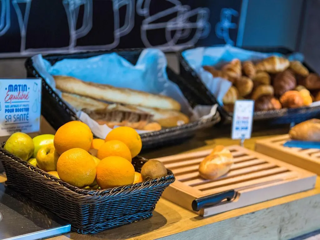 北阿维尼翁宜必思快捷酒店 勒蓬泰