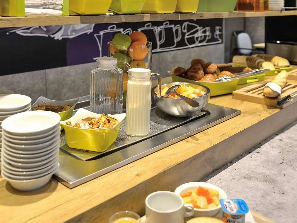 ** Hotel Ibis Budget Avignon Nord Le Pontet  France